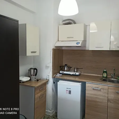 To Let Giannis شقة *